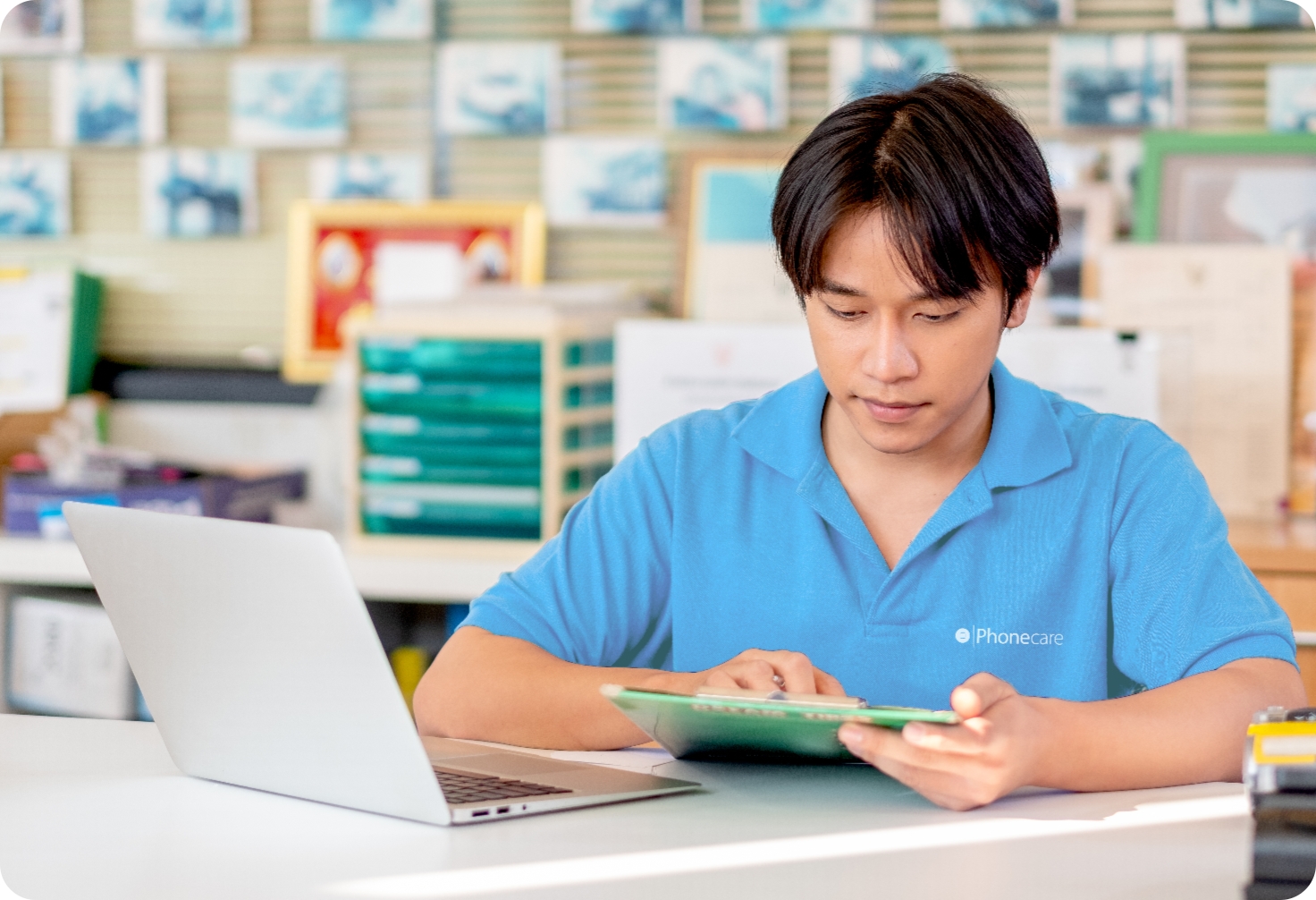 Phonecare Whatsapp contact receiver